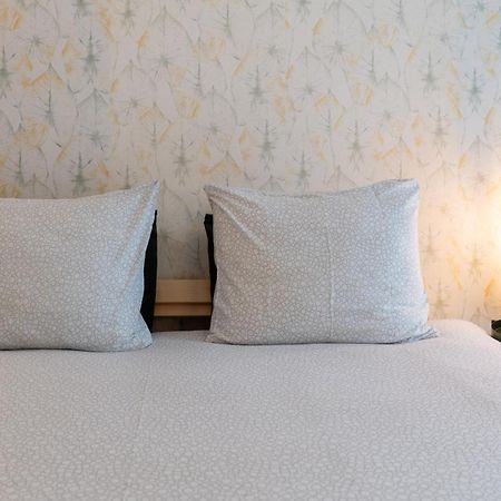 Renovated Feb25 Clerigos Cozy Balcony With Self Check In Appartement Porto Buitenkant foto